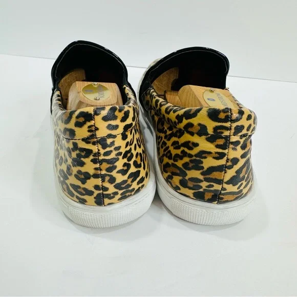 💚 KNEA BORN CHEETAH SLIP-ON WOMENS SIZE 9.5 COMFY GOOD COND FUN FASHIONABLE - Picture 5 of 10